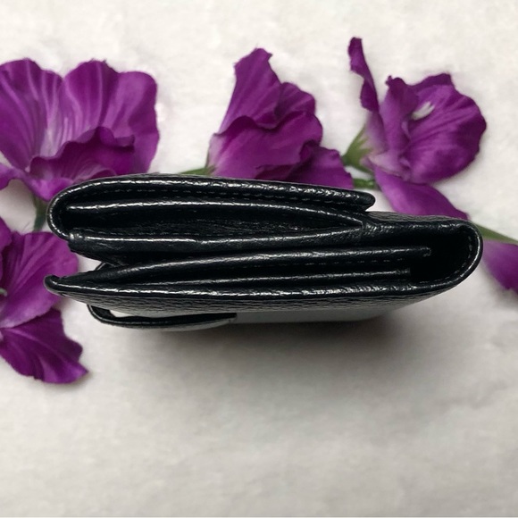 Gucci Authentic Black GG Studded Interlocking Leather Wallet - Picture 7 of 17